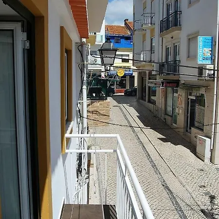 T3 Abegoarias Filipe Do Canto Apartamento *