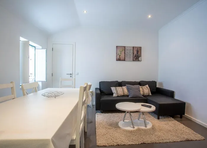 T3 Abegoarias Filipe Do Canto Апартаменты *