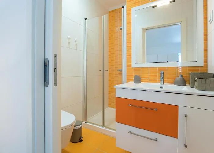 Апартаменты T3 Abegoarias Filipe Do Canto