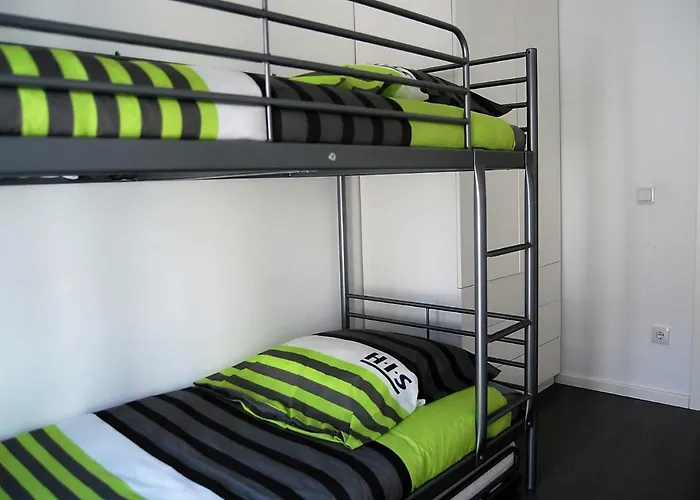 Апартаменты T3 Abegoarias Filipe Do Canto Назаре