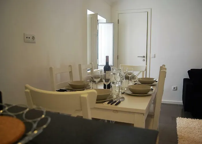 Апартаменты T3 Abegoarias Filipe Do Canto *